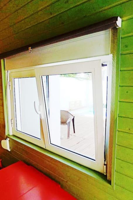 Private Small Studio In Costa De Caparica Luaran gambar